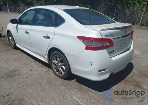 2015 Nissan Sentra Sr из США, поврежденный, VIN 3N1AB7AP1FY377635